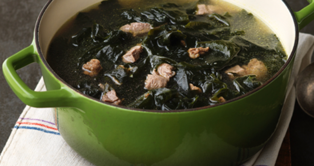 Korean Seaweed Birthday Soup