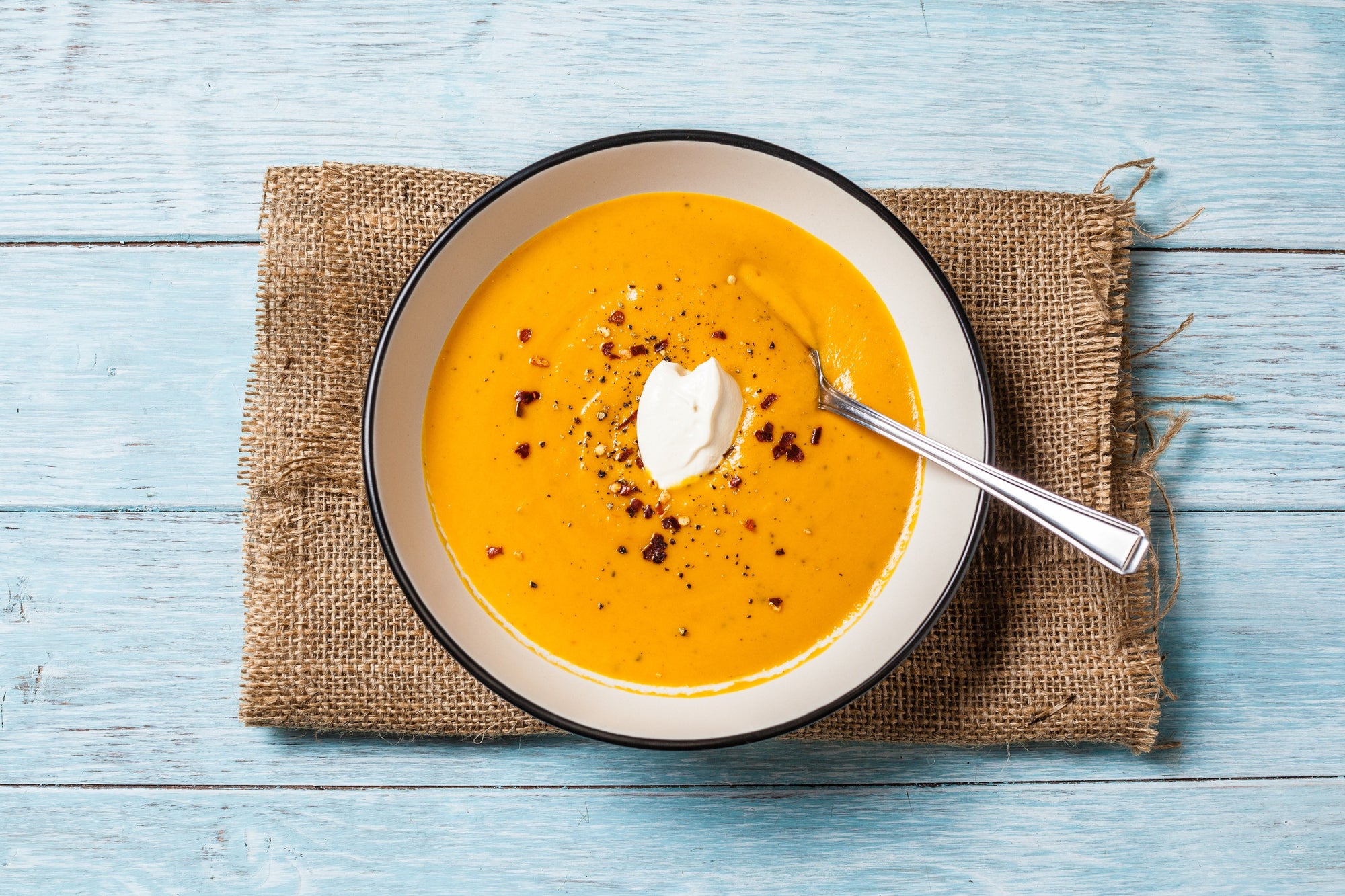 TURMERIC BUTTERNUT SQUASH SOUP WITH TURMERIC CRUSH