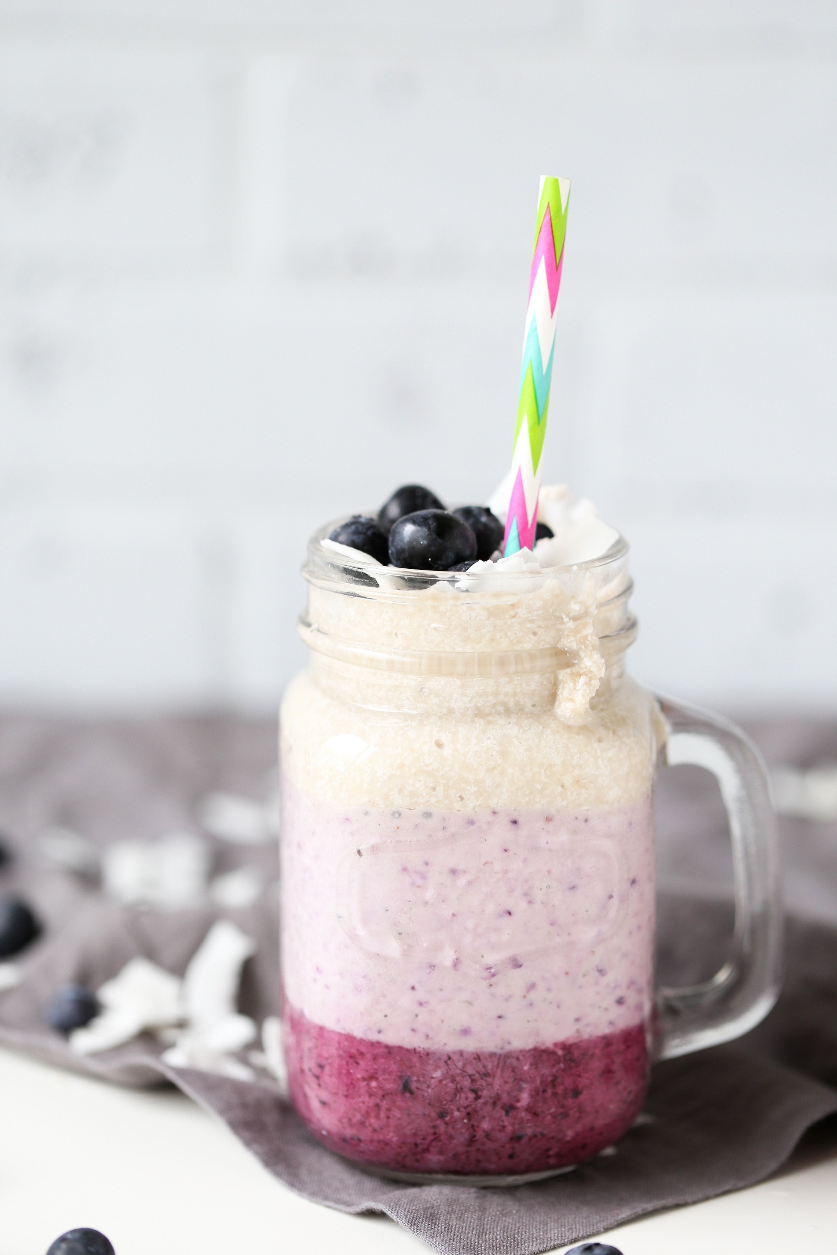 COCONUT BLUEBERRY SMOOTHIE WITH ORIGINAL CRUSH