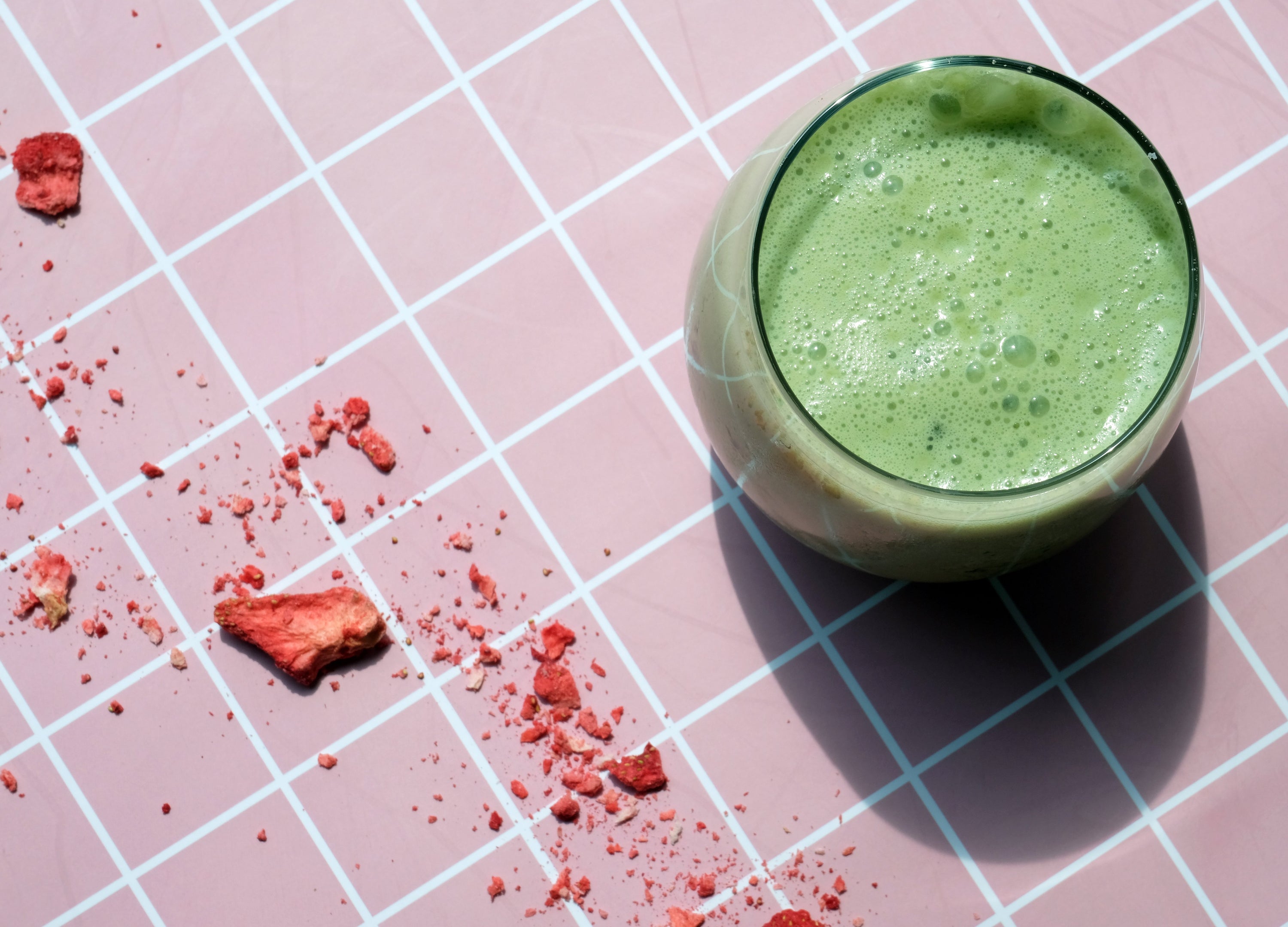 Strawberry Smoothie with matcha crush